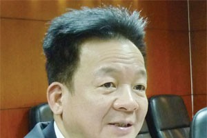 Ông Đỗ Quang Hiển